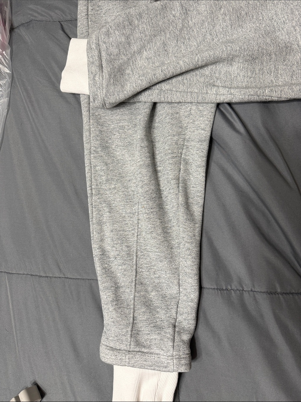 Men Sweater Subcategory Classification - Picture 2 of 6